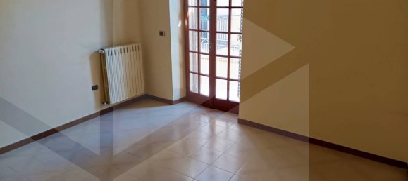 Casa de 4 habitaciónes en Bari, Italy No. 26463 38