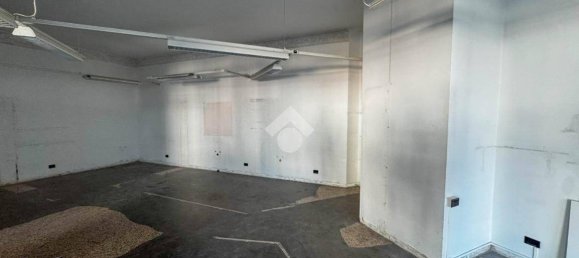 1غرفة عقار تجاري في Merate, Italy رقم 112051 13