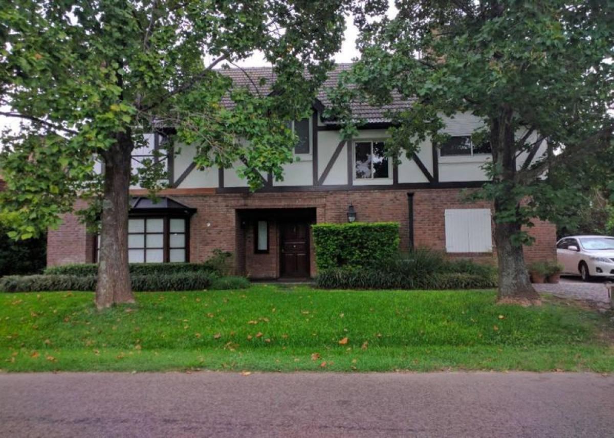 4 bedrooms House in Buenos Aires, Argentina No. 73275