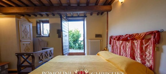 4 rooms House in Ortignano Raggiolo, Italy No. 229330 15