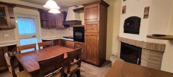 4 rooms House in San Miniato, Italy No. 40874 2