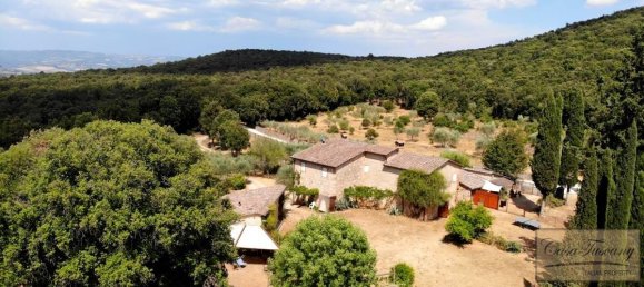 5 bedrooms House in Monteriggioni, Italy No. 707 4