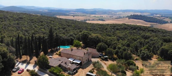 5 bedrooms House in Monteriggioni, Italy No. 707 3
