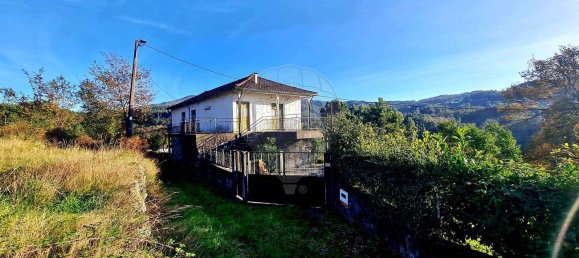 3 bedrooms House in Povoa de Lanhoso, Portugal No. 175937 2