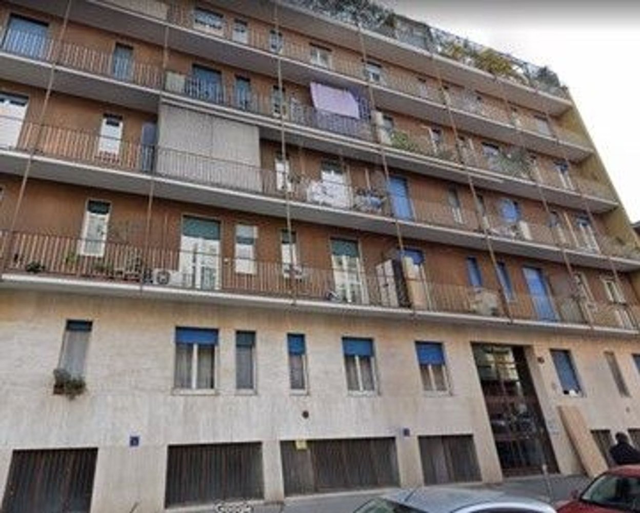 144m² Commercial property in Milan, Italy No. 245324