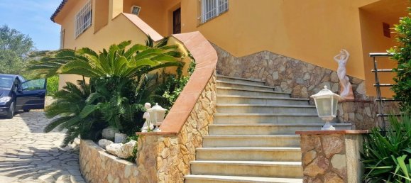 8 bedrooms House in Lloret de Mar, Spain No. 75555 2