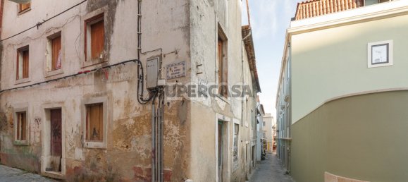 421m² Building in Leiria, Portugal No. 161988 13