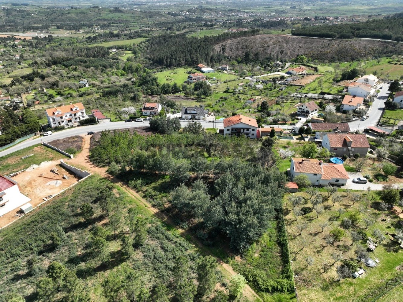  Land in Covilha, Portugal No. 289098