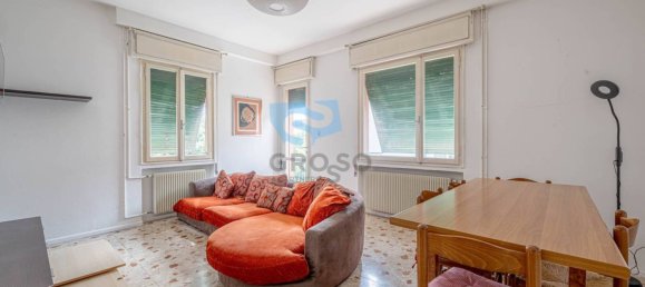 3 bedrooms Apartment in Treviso, Italy No. 375953 2