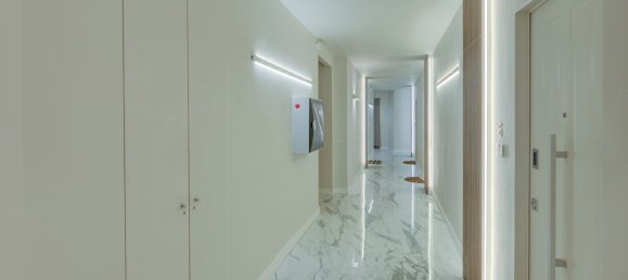 3-salle Appartement à Turin, Italy No. 230240 4