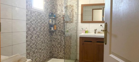 4 bedrooms House in Digoin, France No. 193684 9