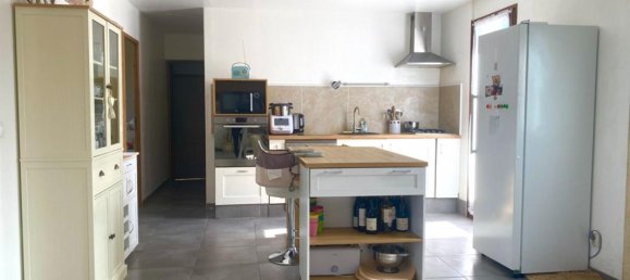 4 bedrooms House in Digoin, France No. 193684 6