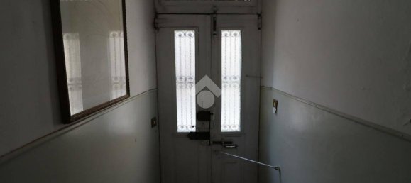 2 bedrooms Apartment in Venice, Italy No. 280885 2