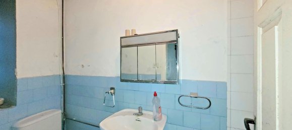  بناية في A Coruna, Spain 303متر مربع رقم 46142 69