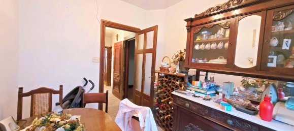  بناية في A Coruna, Spain 303متر مربع رقم 46142 46