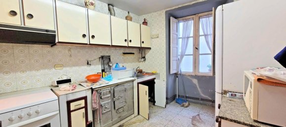  بناية في A Coruna, Spain 303متر مربع رقم 46142 38