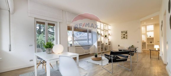 7-salle Appartement à Como, Italy No. 29054 2