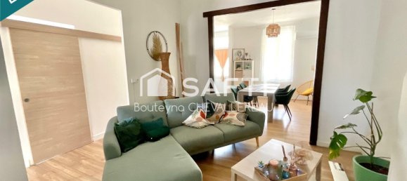 3 bedrooms House in Pauillac, France No. 277797 8