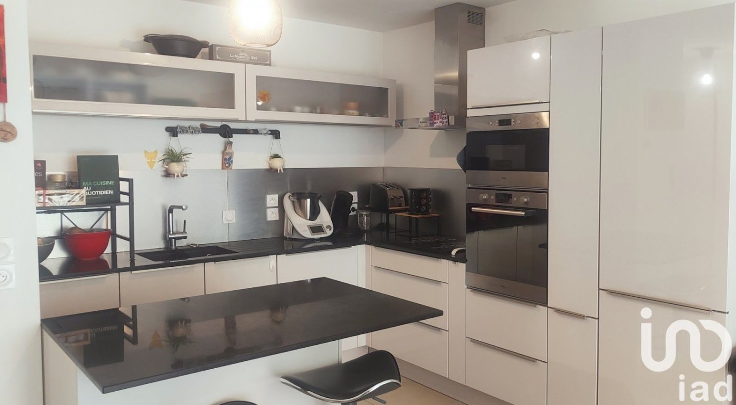 2 bedrooms Apartment in Viry, France No. 302341