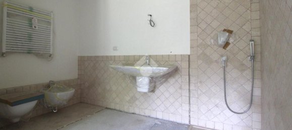4 rooms Apartment in Mairano, Italy No. 284095 11