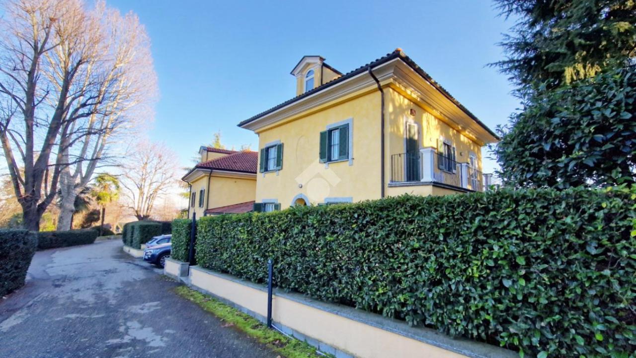 8 rooms Villa in Castagneto Po, Italy No. 133484