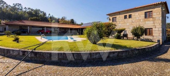 3 bedrooms House in Guimaraes, Portugal No. 158988 4