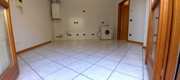 Studio in Treviglio, Italy No. 75106 9