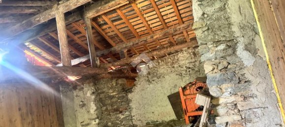 Дом с 4 комнатами в Аллен, Италия № 102804 17