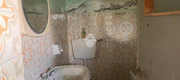 Дом с 4 комнатами в Аллен, Италия № 102804 36