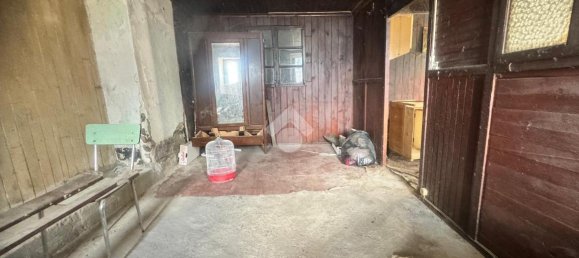 Дом с 4 комнатами в Аллен, Италия № 102804 25