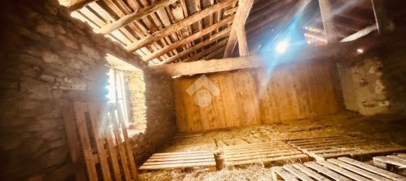 Дом с 4 комнатами в Аллен, Италия № 102804 35