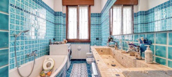 2 bedrooms Apartment in Milan, Italy No. 244107 14