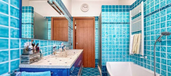 2 bedrooms Apartment in Milan, Italy No. 244107 15