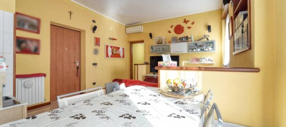 2 bedrooms Apartment in Milan, Italy No. 244107 5