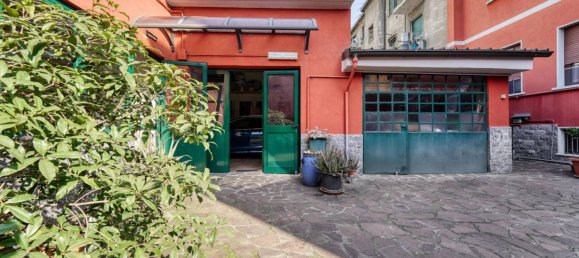 2 bedrooms Apartment in Milan, Italy No. 244107 19