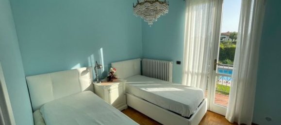 6 rooms Villa in Forte dei Marmi, Italy No. 138869 17
