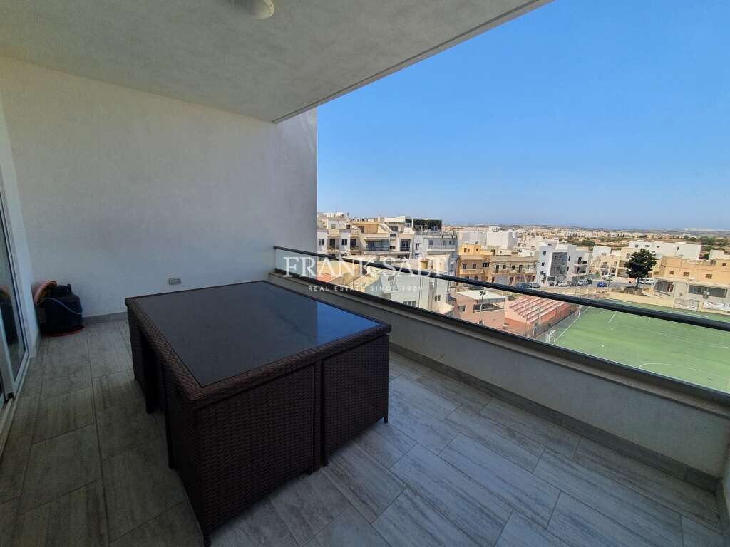 Apartamento de 3 dormitorios en Gharghur, Malta No. 10753