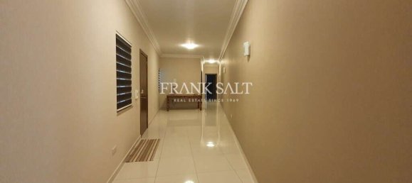 Apartamento de 3 dormitorios en Gharghur, Malta No. 10753 10