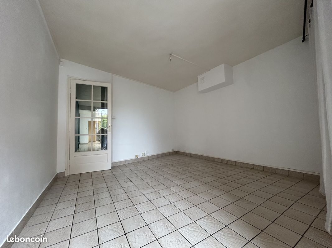 3 غرف نوم منزل في Henin-Beaumont, France رقم 278266