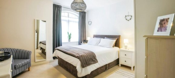 2 bedrooms Apartment in Kenley, United Kingdom No. 8036 4