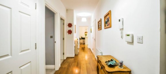 2 bedrooms Apartment in Kenley, United Kingdom No. 8036 9