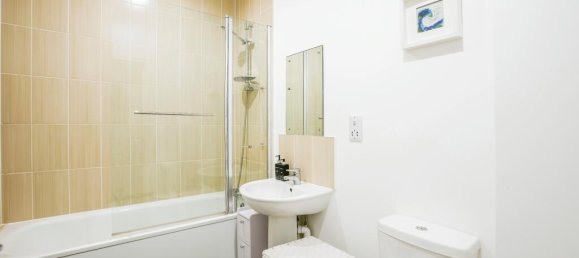 2 bedrooms Apartment in Kenley, United Kingdom No. 8036 13