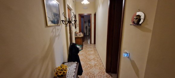 2-Zimmer Wohnung in Trani, Italy, Nr. 164892 15