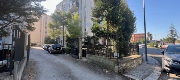 3 chambres Appartement à Brindisi, Italy No. 352276 2