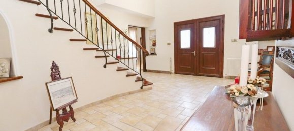 4 bedrooms Villa in Tala, Cyprus No. 23172 12