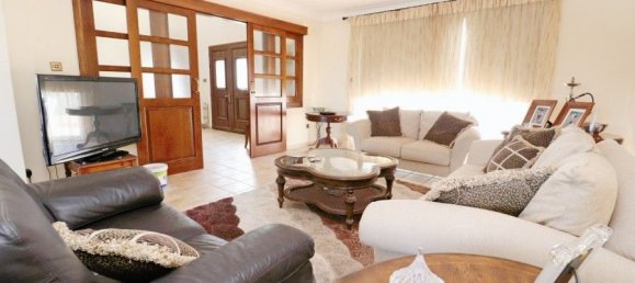 4 bedrooms Villa in Tala, Cyprus No. 23172 9