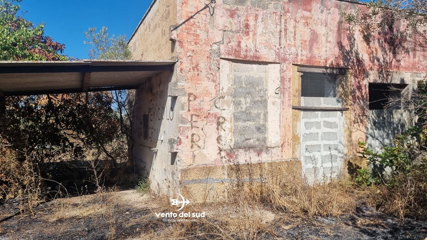 2-salle Maison à Cutrofiano, Italy No. 168201
