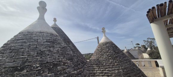 4 rooms House in Cisternino, Italy No. 39393 6