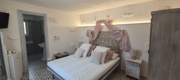 4 rooms House in Cisternino, Italy No. 39393 22