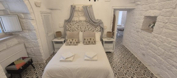 4 rooms House in Cisternino, Italy No. 39393 28